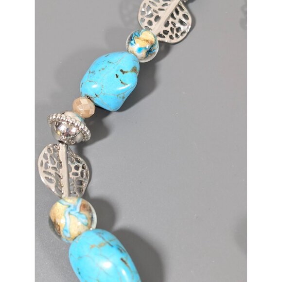 Southwestern Boho Faux Turquoise Glass Hammered Statement Necklace 22" - Picture 8 of 10